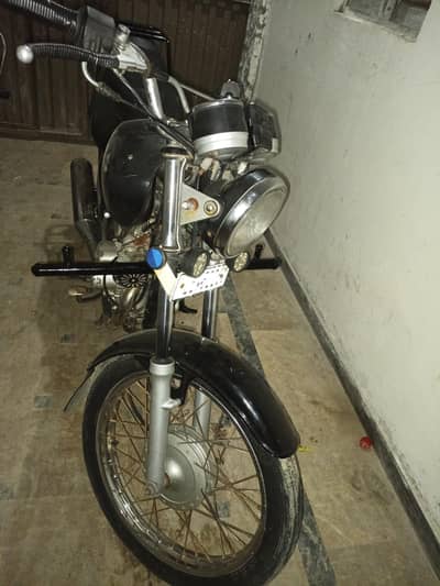 AoA, i want to sale my Suzuki GS 150  due to upgrade on car