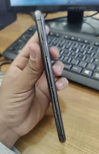 Iphone 11 pro max 64 gb dual pta approved all ok 10 by 10