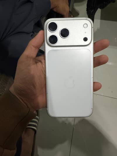 Box and cable ( AVAILABLE) orignal