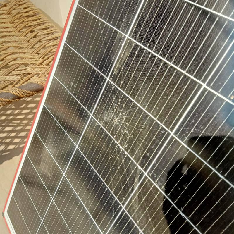 200W solar panel 1