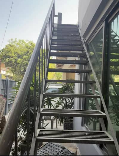 Solid Stair/Ladder/Iron Stair/Serhi 03214022752