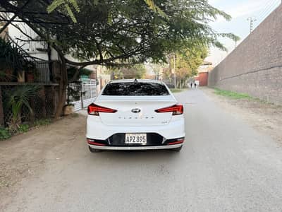 Hyundai Elentra GLS 2023