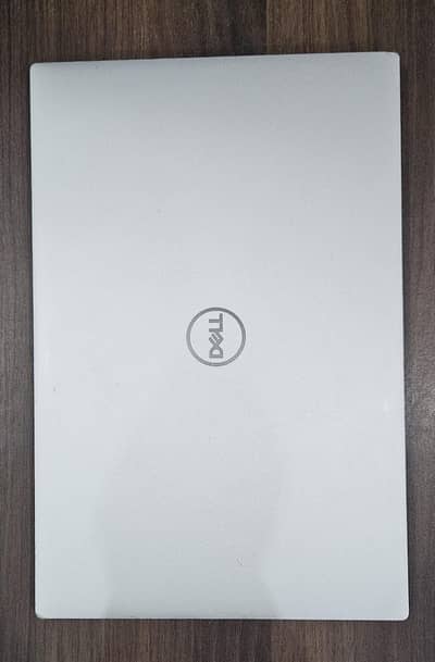 Dell XPS 15 9520 – Premium Power & Performance