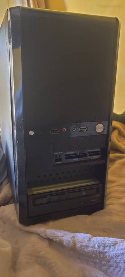 i5 6th 6600 With GTX 1660 TI 6GB GDDR6 192BIT 8GB DDR 4 RAM