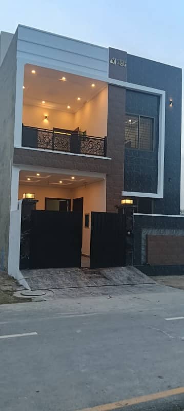 5 Marla Brand New House For Sale