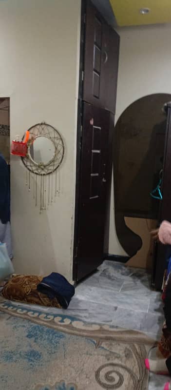 EXCEPTIONAL 1ST FLOOR CORNER PROPERTY FOR SALE IN LIAQUATABAD BLOCK 05!