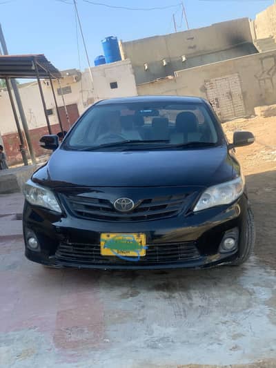 Toyota corolla xli 2012 / black /Good condition