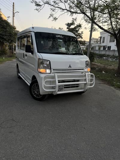 Mitsubishi minicab