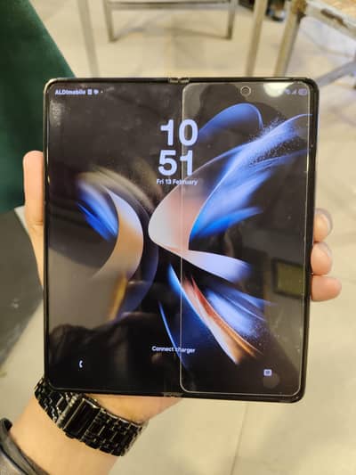 galaxy Z 4 12 gb 512