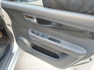 Suzuki Swift Automatic Model 2019  Mid