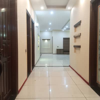 Investors Opportunity 3 bedrooms drawing dinning