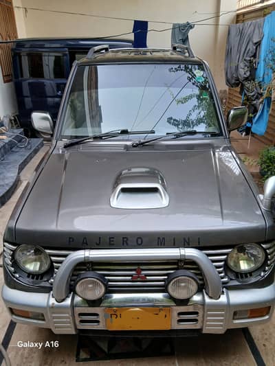 mitsubishi pajero mini