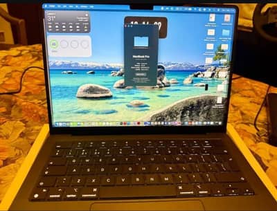 APPLE MAC BOOK PRO M4 14 INCH 16GB +512GB BRAND NEW USED FOR FEE TIMES