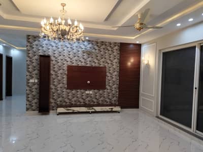 Get A 5 Marla House For rent In Bahria Town - Sector C