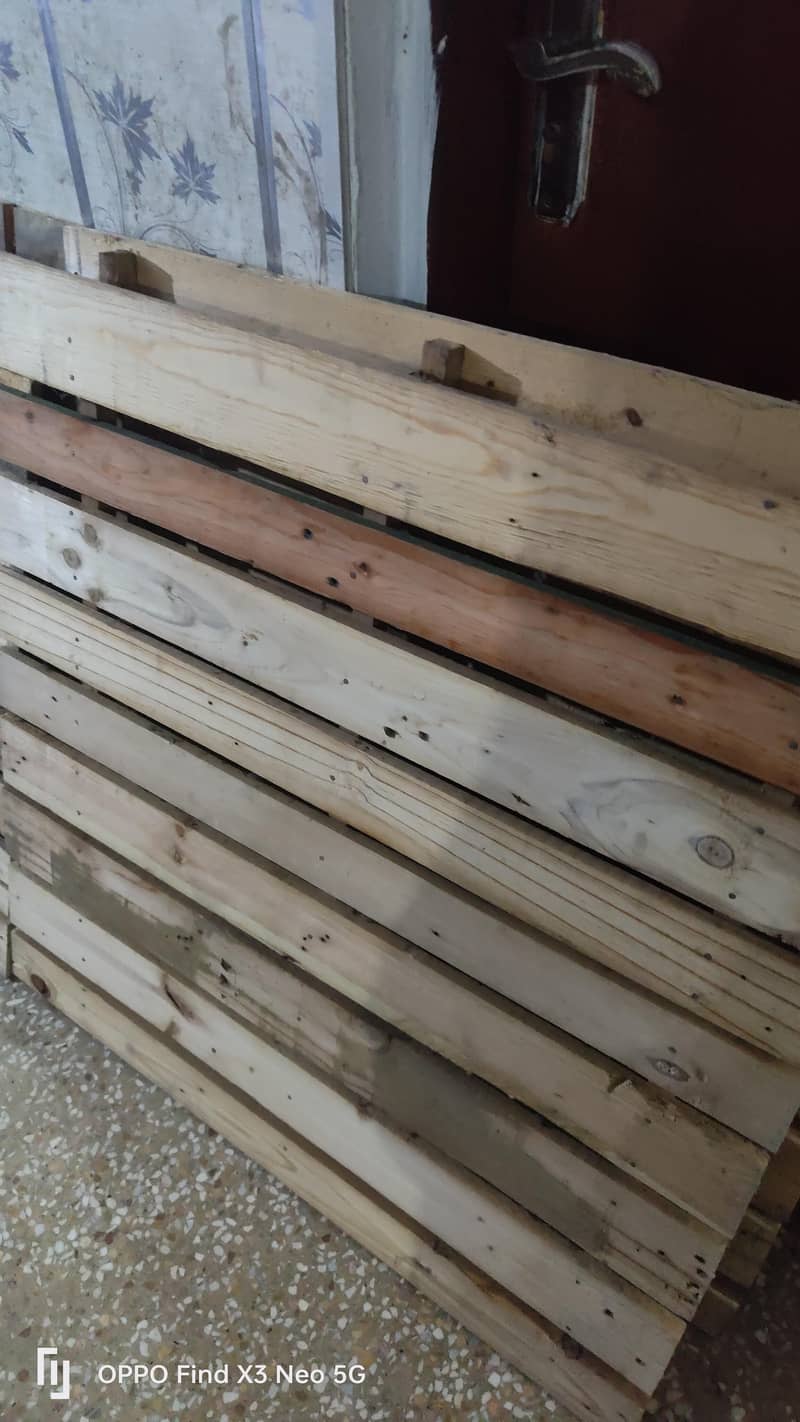 Solid Deco/Wooden King Size Bed Set 6