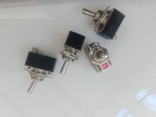 SPST Toggle On/Off Switch – 12mm, 2 Pin, Metal Body