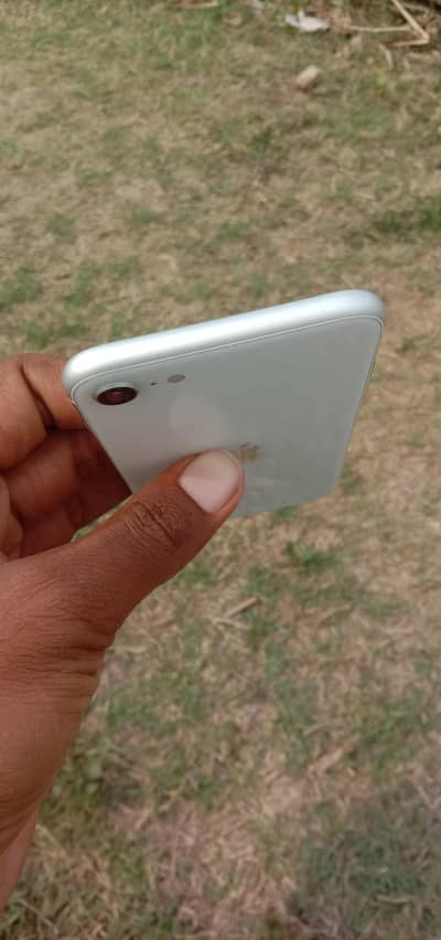 iphone SE 128gb jv total original