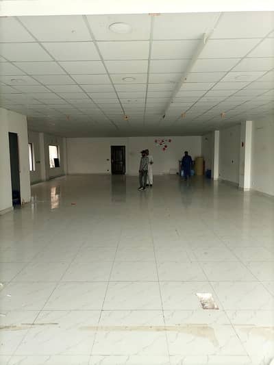 COMMERCIAL HALL AVAILABLE FOR RENT IN JOHAR TOWN NEAR MAIN DOCTOR HOSPITAL