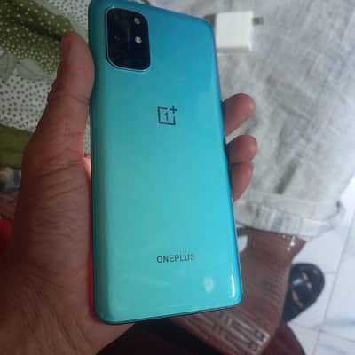 One plus8t clear led 12gb. 256gb