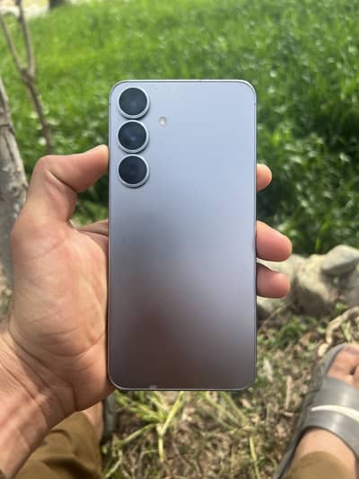 Samsung Galaxy s25 plus