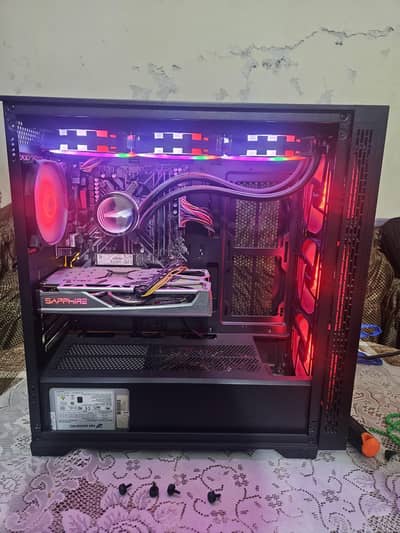 Gaming PC with Graphic card and Gaming Casing