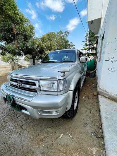 Toyota hilux surf 2700 cc