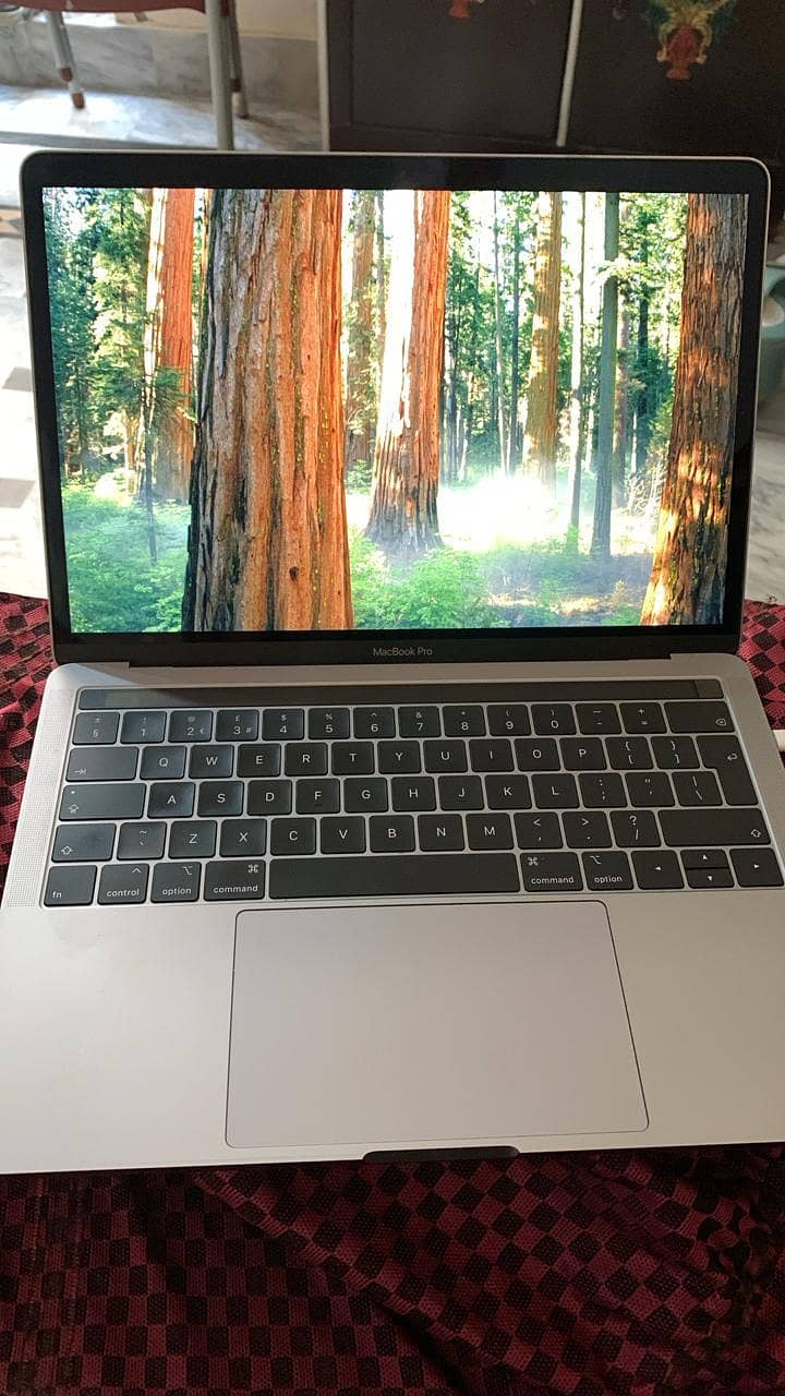 MacBook Pro 1