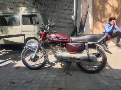 CG 125 2015 model genuine condition