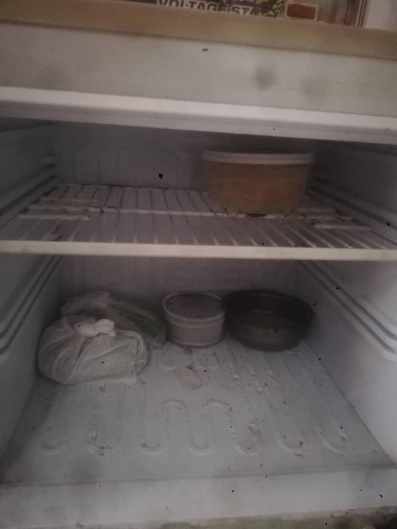 Fridge 0