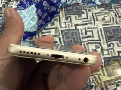 iPhone 6 plas 128 GB with box my WhatsApp number 0347/72/98/721