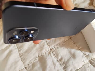 Oppo Reno 15 – 12GB RAM 256GB Storage  Excellent Condition