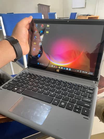 American Mantegrated  laptop Microsoft