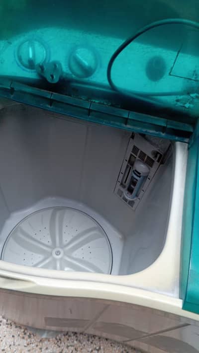 Washing machine and dryer