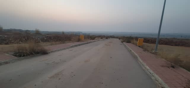 10 Marla Solid Land Level Plot For Sale In The Heart Of Bahria Town Rawalpindi