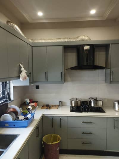 10 Marla House for Sale in Lake City