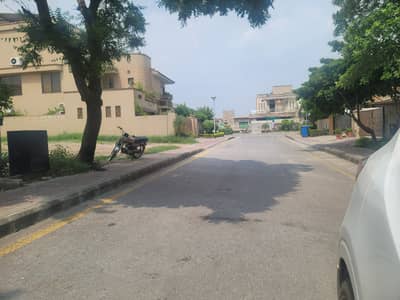 Plot Number 116 Phase 2 1kanal