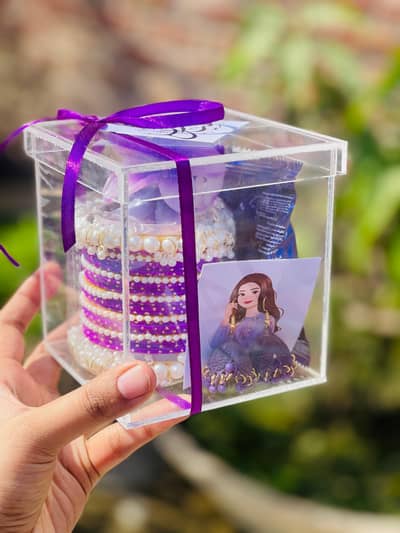 Eid gifts, customised gift, gift basket, gift box, bouquet available