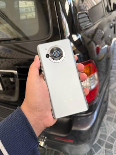 Aquos r7 16/256gb non pta for PUBG lovers exchange possible