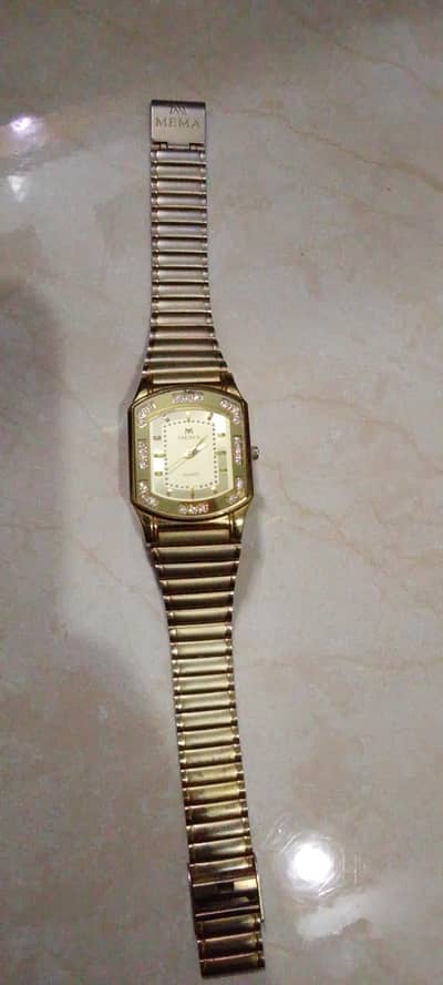 new watch Hy bhot Kam use ki Hy