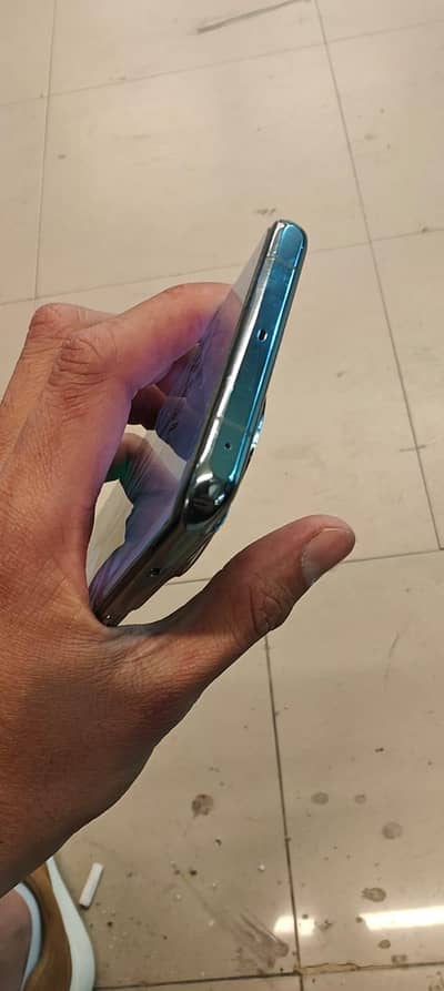 one plus 11 Non pta lush condition urgent sale