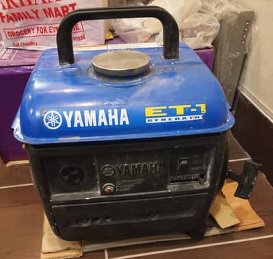 Generator Yamaha 900 watt home used for sale