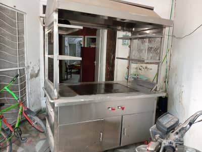 FOOD COUNTER ALMOST NEW