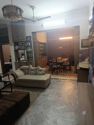 FOR SALE HOUSE 10 MARLA TRIPLE STORY MARBLE WOOD WORK FLOOR BEAUTIFUL HOUSE TOP LOCATION MAIN COLLEGE ROAD NEAR GONDAL CHOWK TOWNSHIP LAHORE