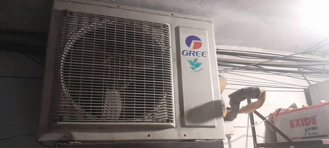 Gree 2 Ton (Split Airconditioner)