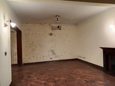 24 Marla House For Sale In Main Cantt