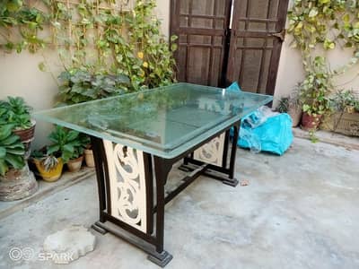 Dining table with 6 chairs