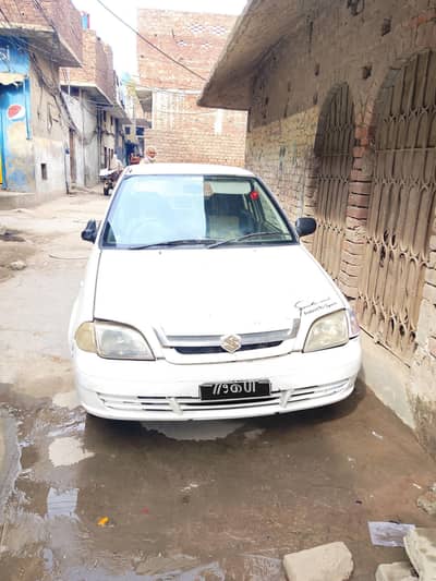 Cultus vxr EFI White petrol urgent sold