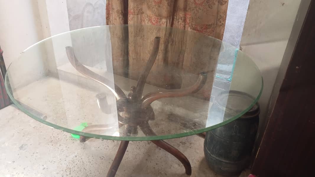 round dining table 2