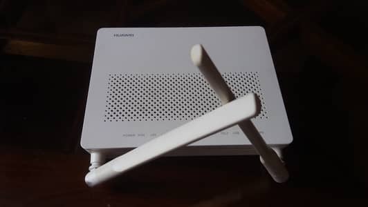 Huawei Gpon/Epon fiber optic wifi router (Whatsapp 0333 6233364)