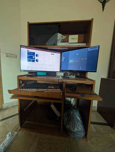 Computer Table  for sale